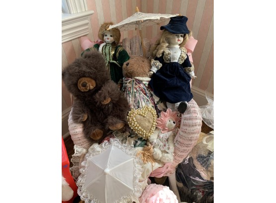 Collection Of Stuffed Animals / Dolls Including Some Designer