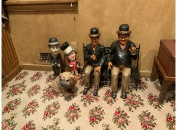 Laurel And Hardy Composite Sitting On A Metal Bench, Resin Dog, W.c. Fields, Charlie Chapman