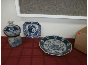A 3 Piece Lot Of Asian Pottery In Various Sizes