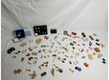100 Sets Of Costume Pierced And Clip On Earrings,1 Set Includes A Necklace