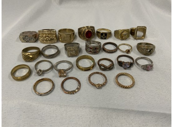 25 Assorted Costume Jewelry Rings