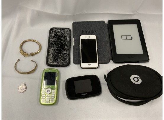 Assorted Lot Of Phones, Verizon Hot Spot, And A Kindle And Jewelry