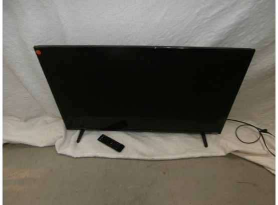 Vizio 39 Inch Flat Screen Television With Remote Model #D39 FEI