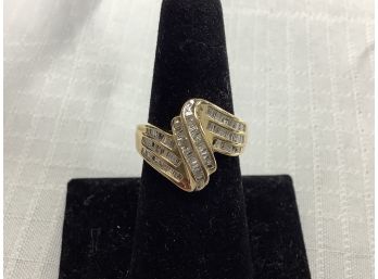 10K .75CT Diamond Twist Design Ring 6.2 Grams