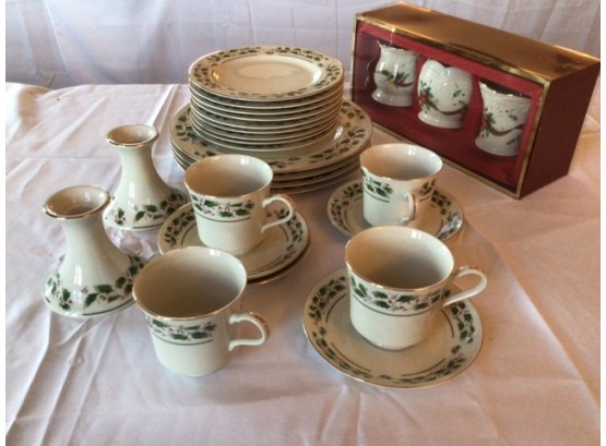 23 Piece Holiday Dishware Set - Fire China Made In Japan Very Good Condition