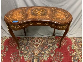 Inlaid Curved 3 Drawer Writing Desk With Gold Ormolu