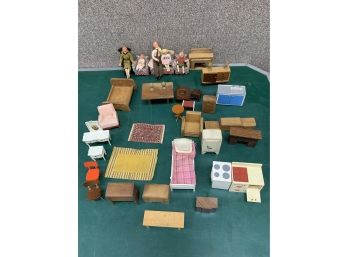 Collection Of Vintage Doll House Furniture