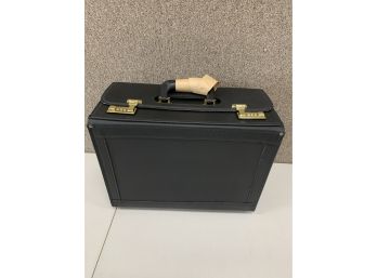 “New” Chest Leather Computer Or Carrying Case