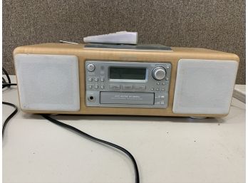 Aiwa Birch Wood Case Radio