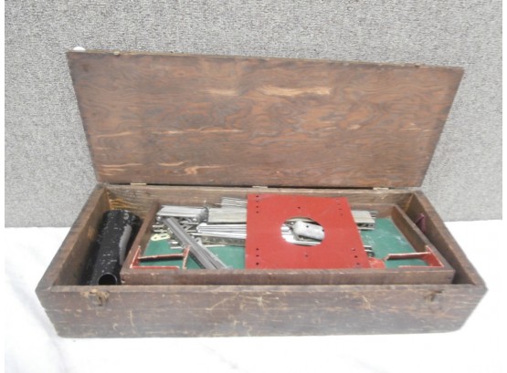 Early Gilbert Toys Erector Set In Wooden Case