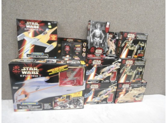 Star Wars Episode 1 Toys Including Electronic Naboo Royal Starship, Etc.
