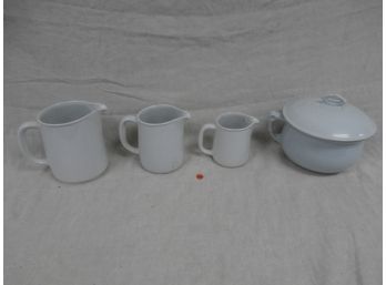 Arabia Made In Finland 3pc Graduated Pitcher Set And Ironstone Chamber Pot With Lid