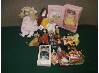 Grouping Of Dolls Including 2 Effanbee Storybook Dolls With Snow White And Goldilocks With Box, Etc.