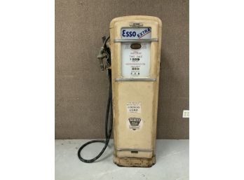 Gilbarco Vintage Gas Pump With Esso Extra Glass.