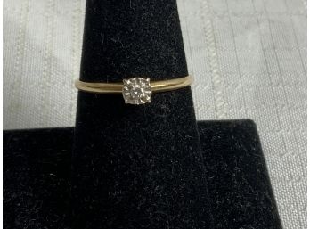 14kt Small Diamond Engagement Ring 1.3g