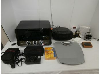 Cuisinart Toaster Oven, Sony CD Radio Cassette-corder, Canon Mega Zoom 76 Camera, Thinner Scale, Etc.