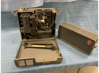 Victor Projector With Speaker Model 55 16 MM