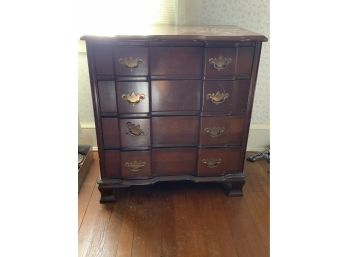 4 Drawer Mahogany Block Front Chest Of Drawers