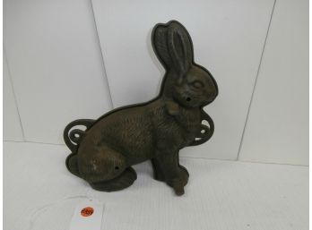 Signed Griswold Cast Iron Bunny Rabbit Cake Mold #862, 863