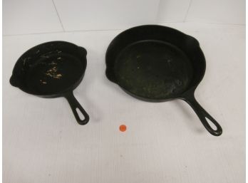 2 Signed Griswold Cast Iron Skillets No.5  724, And No. 9  710