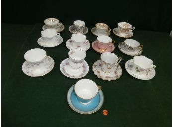 Grouping Of 13 Cups And Saucers