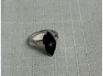 10kt Black Onyx And Diamond Ring 3.4 Grams