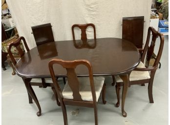 7 Piece Mahogany Dinning Room Set Including Table, Chair, China Closet, And Server