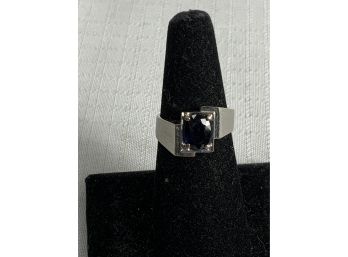 10k Sapphire Ring 6.5 Grams