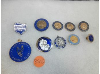 10 Medals Pin Backs Including 1 Lima Kennel Club, 4 The Great Dane Club Of America Inc. And More