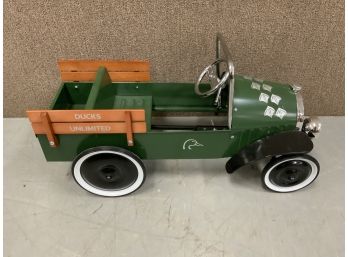 Ducks Unlimited Pedal Car Green With White Wall Tires