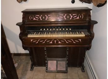 Antique Hepworth Pump Organ With Bellows