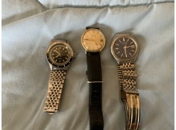 3 Mens Watches Including Monvis Automatic, Bulova And Seiko