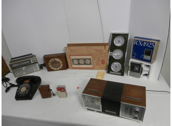 Vintage Grouping Including Panasonic Model RC 7467 Clock Radio, Hitachi Battery Operated Transistor 6