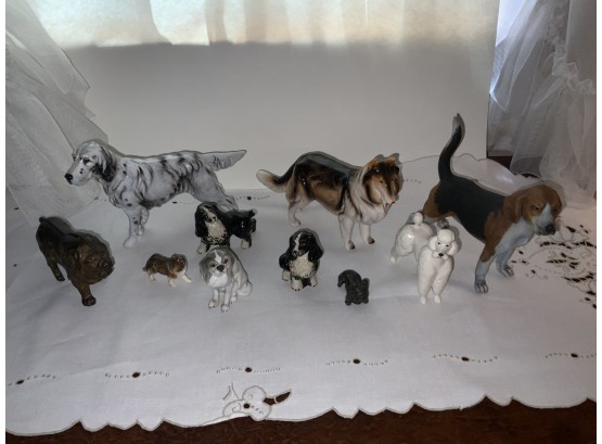 Collection Of Porcelain Dogs And Lion Antique Cast Iron Bank