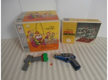 Vintage Toy Lot Including The Blop Game, Sonic Ray And Atomic Ray Guns, Space Checkers Game