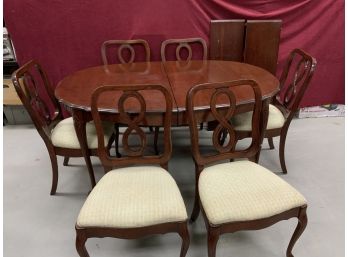 French Provencal Dinning Room Table With Six Side Chairs And Two Leaves