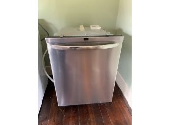 Frigidaire Gallery Stainless Steel Dish Washer