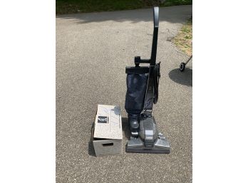 Kirby G4 Vacuum Cleaner With Attachments