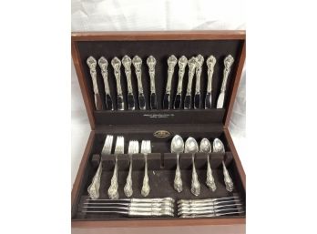 90 Piece Reed And Barton Sterling Silver Flatware Set 93.8 Ozt Plus Weighed
