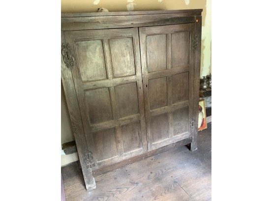 17thC Double Door English Cabinet With Wrought Iron Hinges