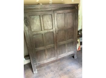 17thC Double Door English Cabinet With Wrought Iron Hinges