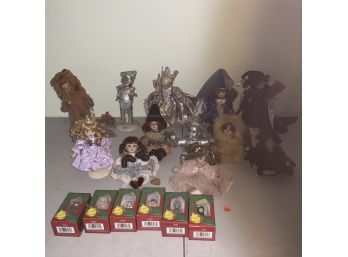 Effenbee 6 Wizard Of Oz Ornaments And 2 Sets Of Larger Wizard Of Oz Figures