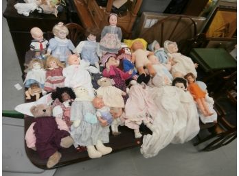 Large Doll, Bear And Raggedy Ann And Andy Lot Including Dolls By Horsman, Ideal And More