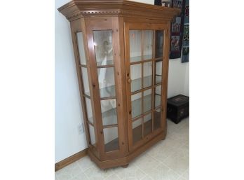 Pine China Cabinet Singles Door With Dental Molding, 3 Glass Shelves