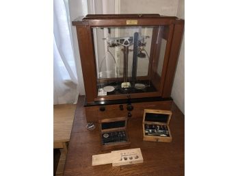 Christian Becker Chainomatic Jewelers Scale With 3 Weight Sets