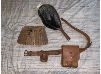 3 Piece Fishing Lot Including A Leather Gfeller Pouch And Belt, Fishing Net And Wicker Creel