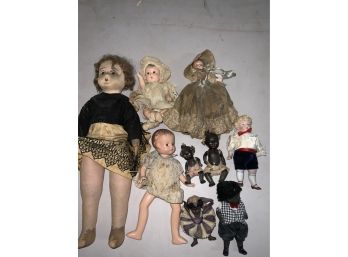 9 Vintage Dolls