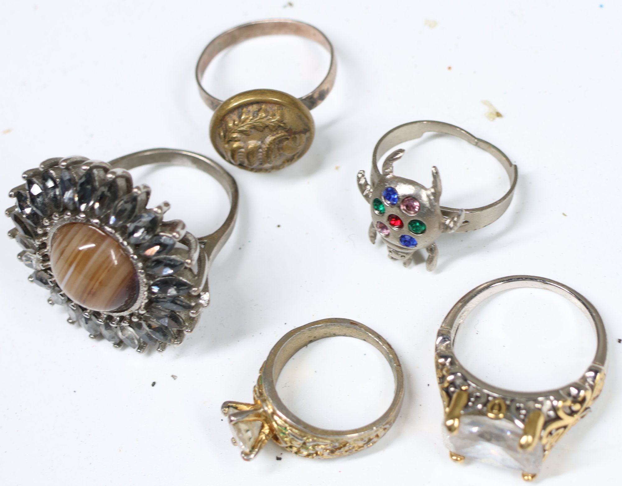 Lot Of (5) Vintage Costume Jewelry Rings #4951 | Auctionninja.com