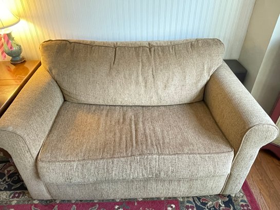 TAN TWIN LOVESEAT SOFA BED PULL OUT