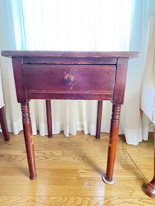 ANTIQUE TAVERN TABLE WITH DRAWER